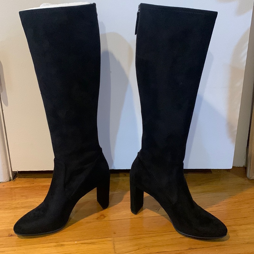 Nine West black knee high boots faux suede